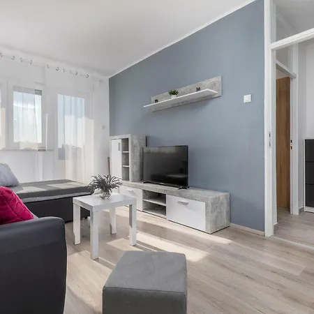 Apartment Sole
